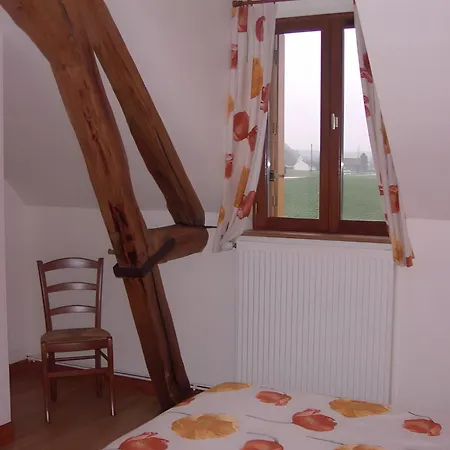 D'hotes Les Furets Bed & Breakfast
